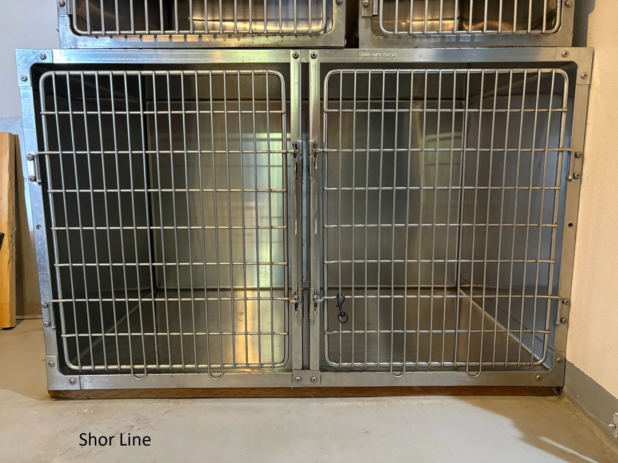 Cages-Kennel equipment — Used Vet Equipment